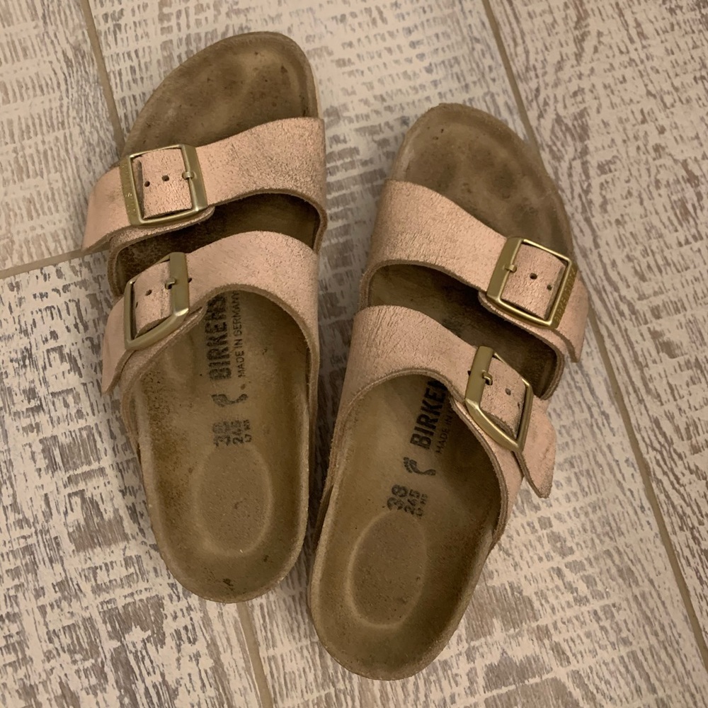 Birkenstock’s - Rose Gold